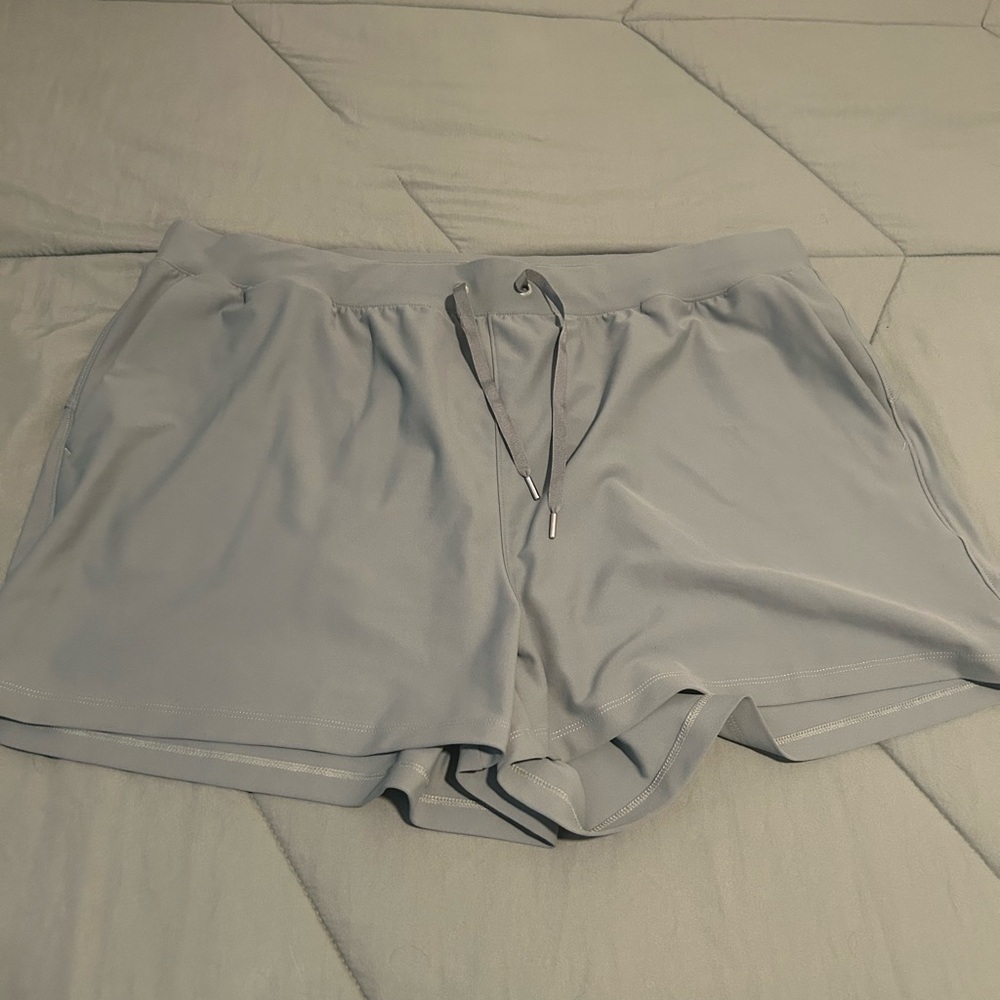 Old Navy Women’s Light Green 2X Athletic Shorts